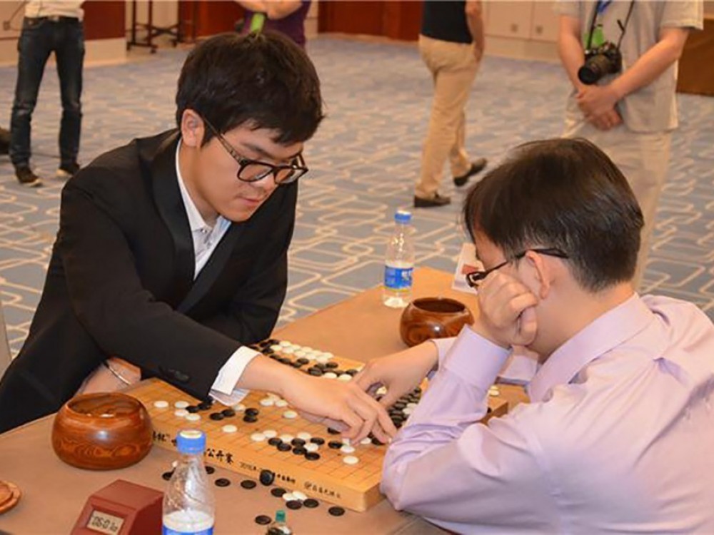 柯潔最新圍棋比賽視頻，熱血激戰(zhàn)，棋藝精湛，柯潔熱血圍棋激戰(zhàn)，棋藝精湛對(duì)決實(shí)錄