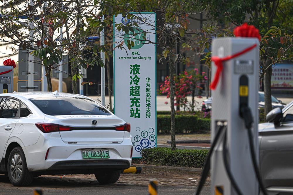 關(guān)于所謂的2024新澳門正版免費資本車的真相揭露——警惕網(wǎng)絡(luò)賭博陷阱，警惕網(wǎng)絡(luò)賭博陷阱，揭露所謂澳門正版免費資本車真相